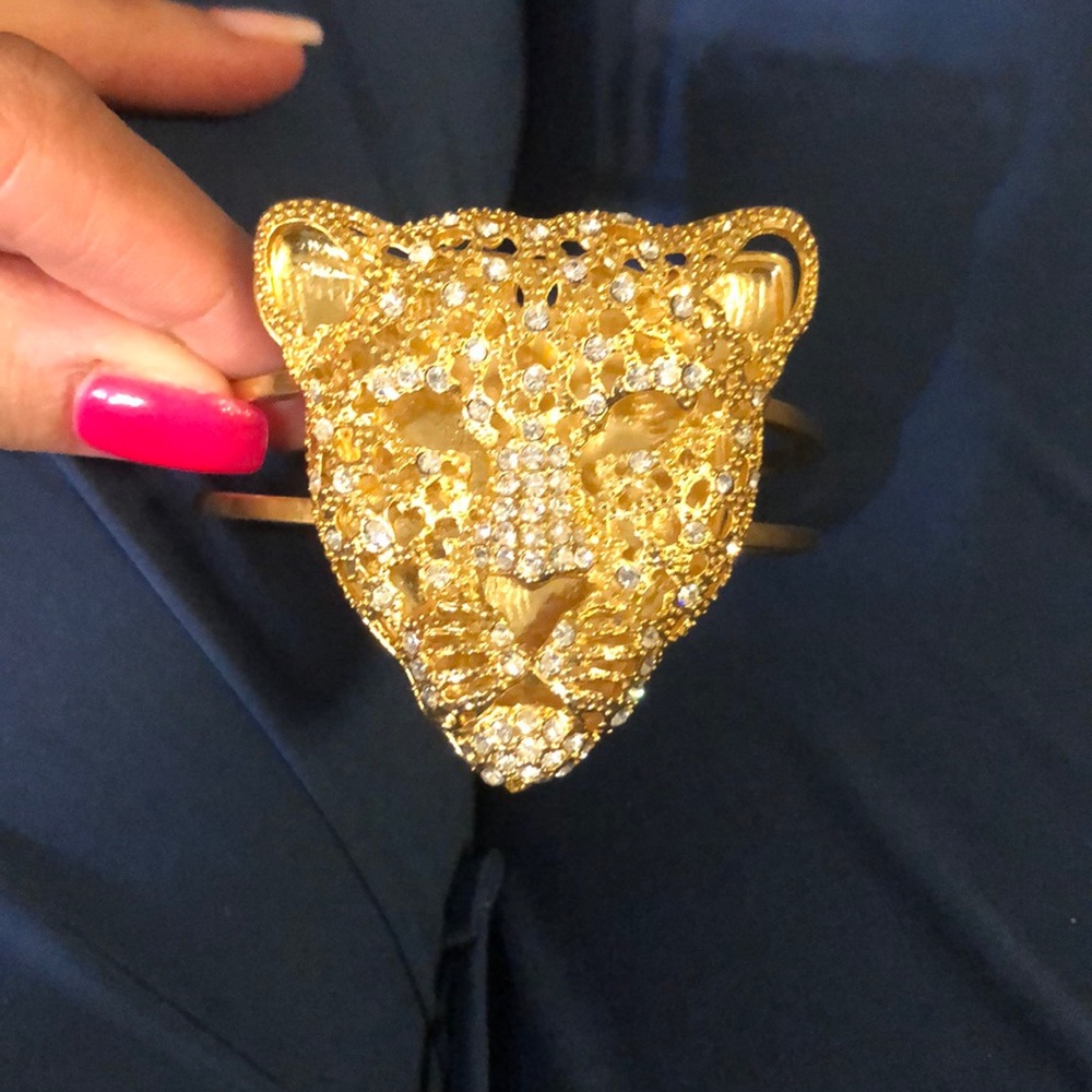 Good cheetah bracelet